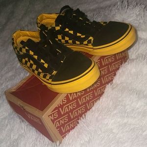 Checkerboard Vans size 3.5